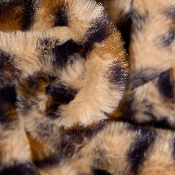 Plus Vegan Fur Leopard Print Open Front Jacket Coat - Picture 3 of 10